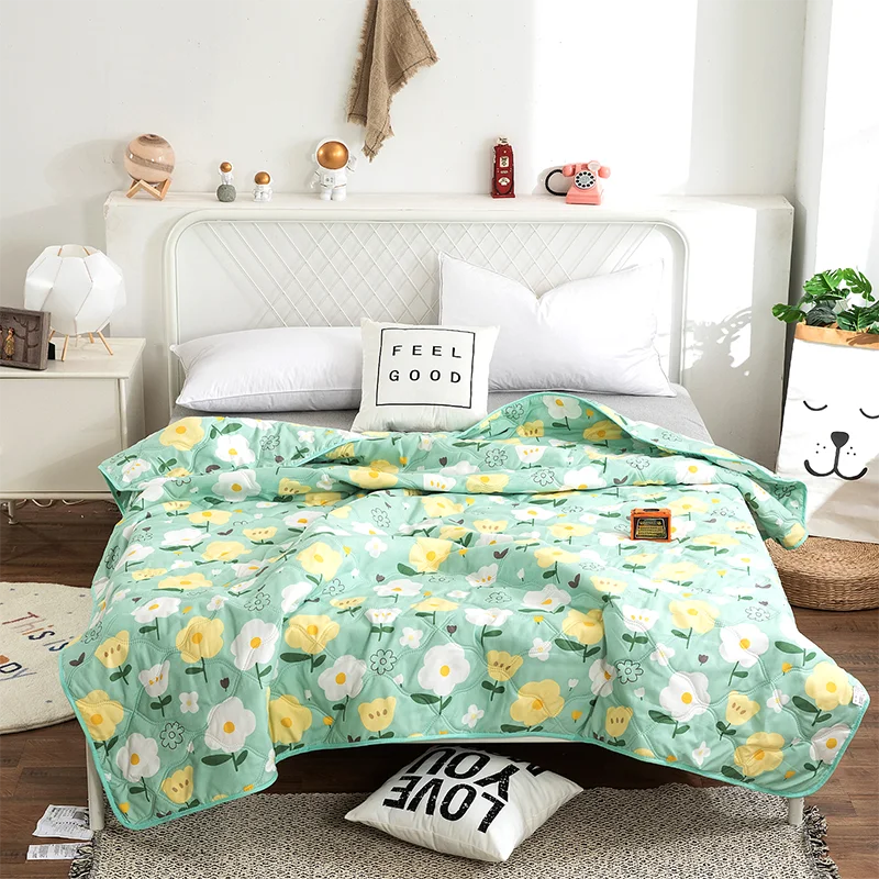 Washed Silk Summer Quilt – Lightweight & Breathable Polyester Comforter