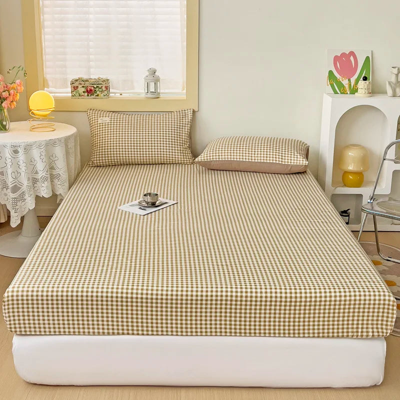 Soft & Breathable Fitted Sheet – Solid Color