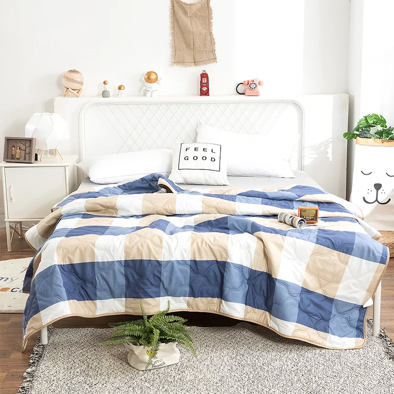 Washed Silk Summer Quilt – Lightweight & Breathable Polyester Comforter