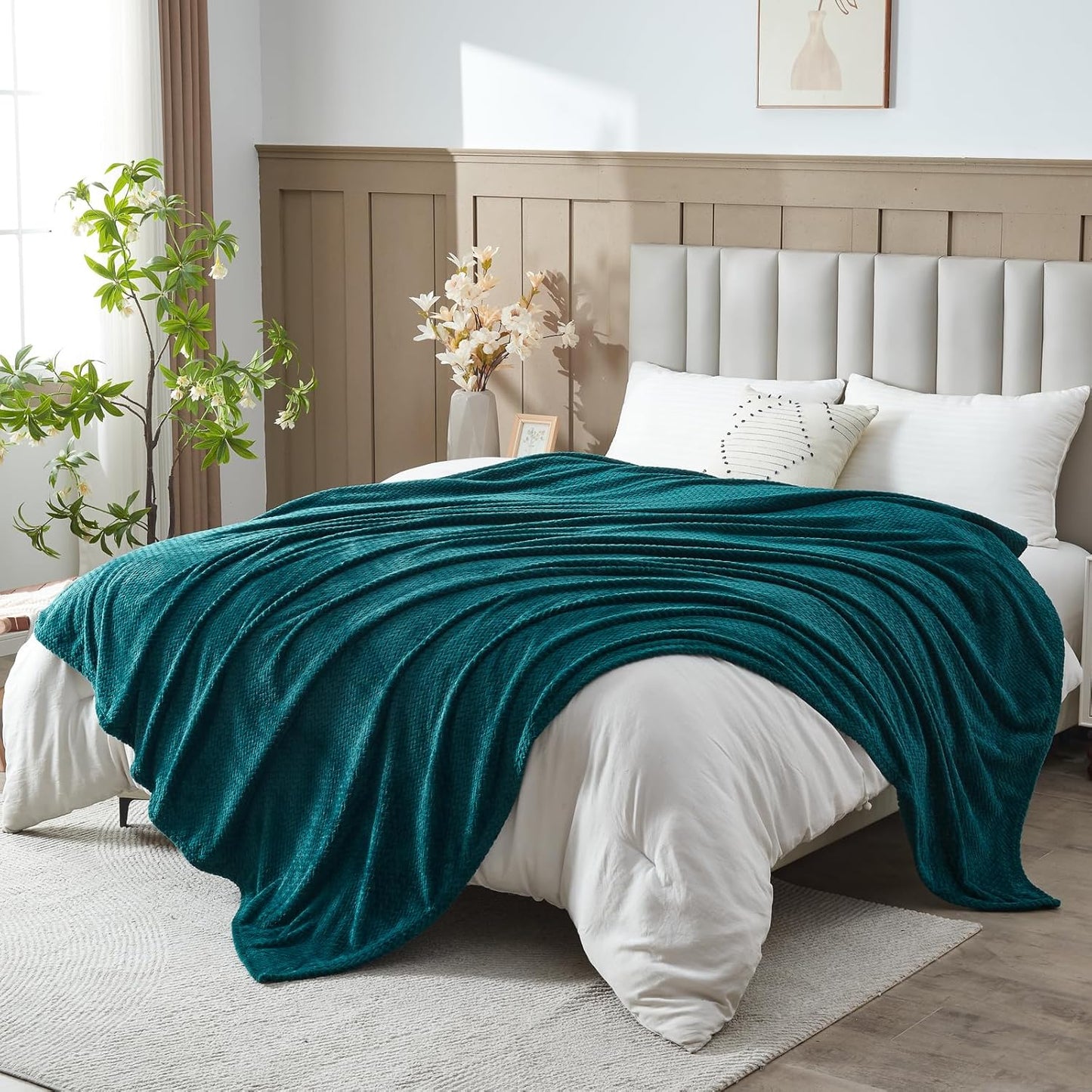 Super Soft Throw Blanket Sage Green Premium Silky Flannel Fleece Leaves Pattern Lightweight Bed Blanket All Season Use (Sage Green, Throw(50"X60"))