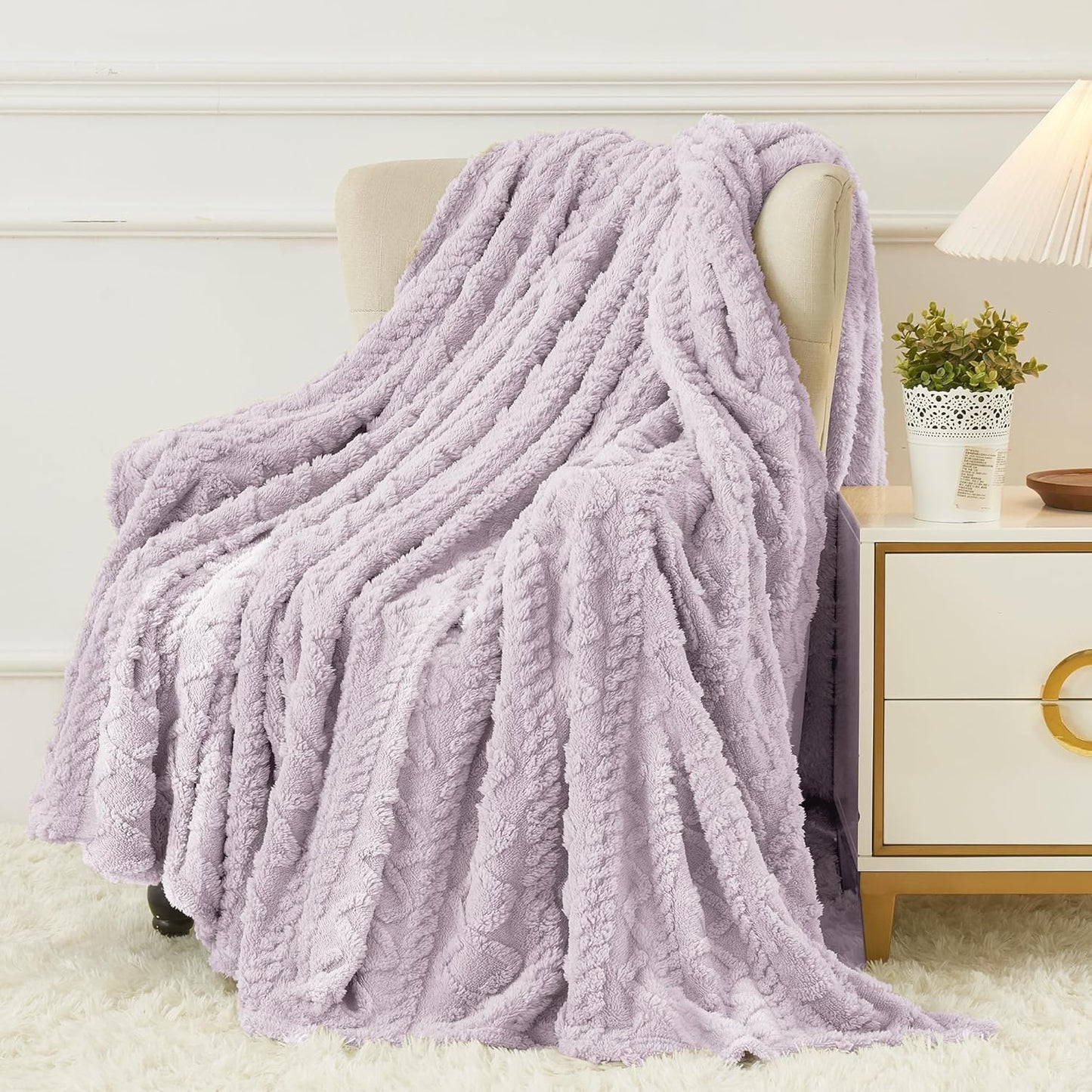 Fleece Throw Blanket - Cozy Soft Lightweight Fuzzy Throw Blanket for Women Portable Throw Blankets for Couch, Warm Present for Birthday, Christmas, Halloween, Housewarming(50"X60", Khaki)