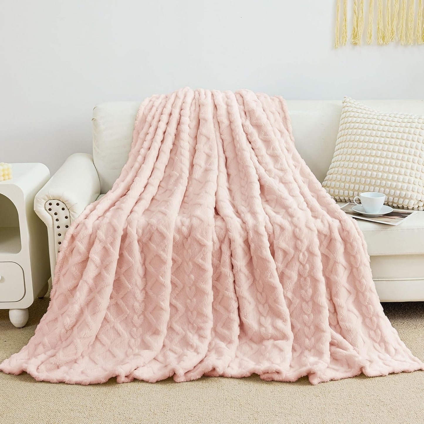 Fleece Throw Blanket - Cozy Soft Lightweight Fuzzy Throw Blanket for Women Portable Throw Blankets for Couch, Warm Present for Birthday, Christmas, Halloween, Housewarming(50"X60", Khaki)