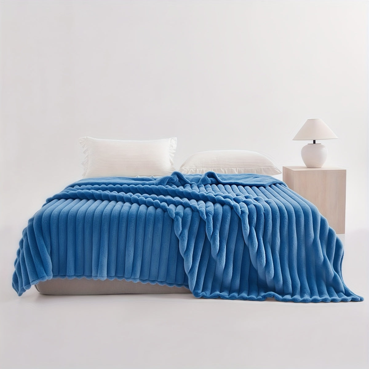 Striped Jacquard All-Season Polyester Blanket – Contemporary Design