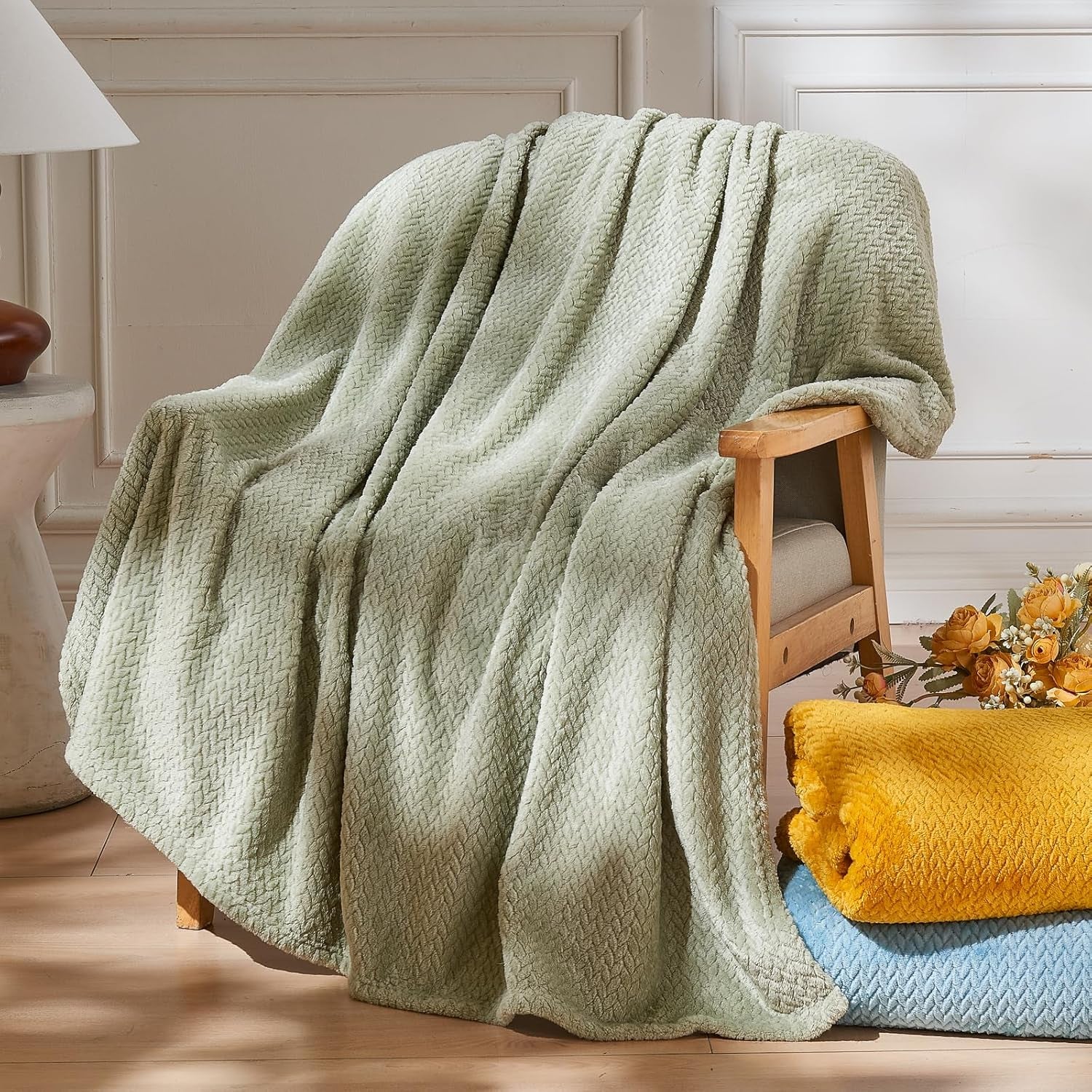 Super Soft Throw Blanket Sage Green Premium Silky Flannel Fleece Leaves Pattern Lightweight Bed Blanket All Season Use (Sage Green, Throw(50"X60"))