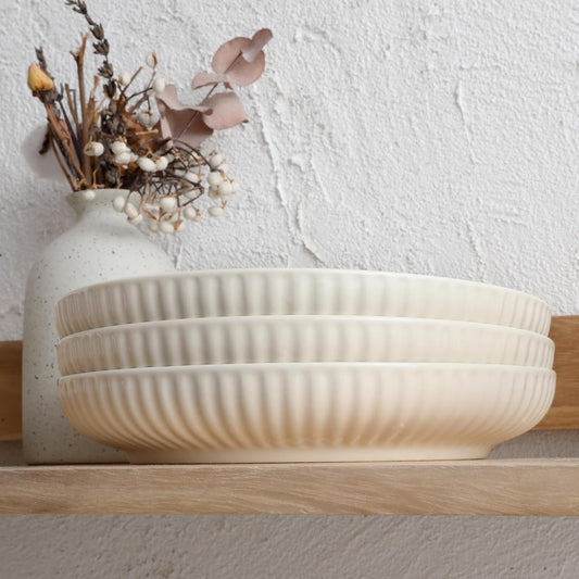 Ceramic Pasta Bowls Set of 4-28Oz, Serving Salad, Soup Bowls for Kitchen Shallow Dishes Dinner Bowl, Microwave & Dishwasher Safe- Elegant Cream Color, 8.3In