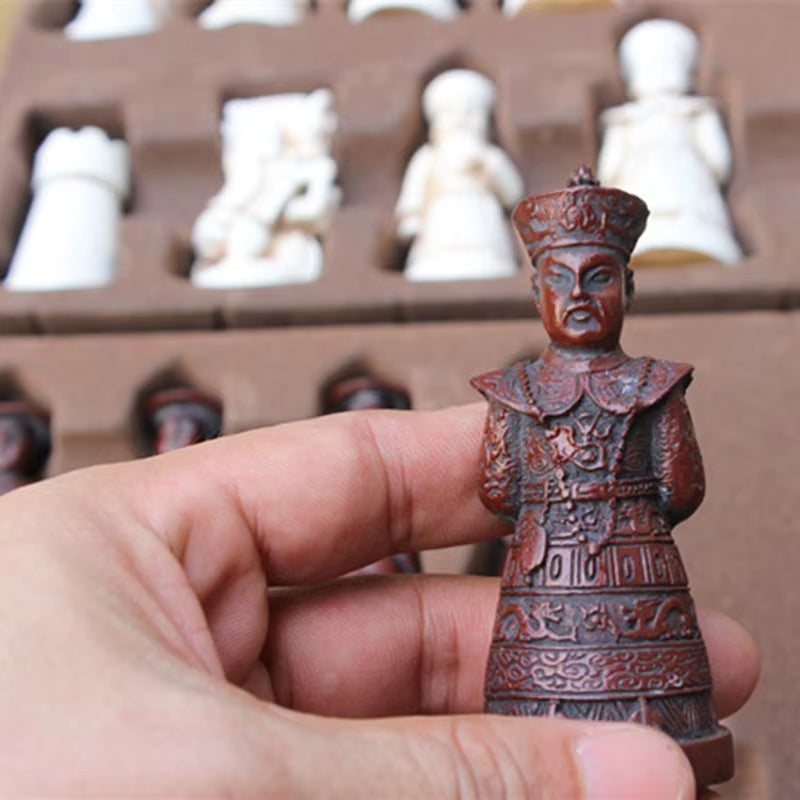 Antique Chess Set Resin Large Chess Figures Shape Leather Chess Board Game Pieces Christmas Birthday Parent-Child Gifts