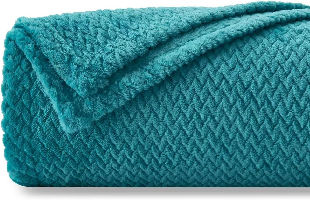 Super Soft Throw Blanket Sage Green Premium Silky Flannel Fleece Leaves Pattern Lightweight Bed Blanket All Season Use (Sage Green, Throw(50"X60"))