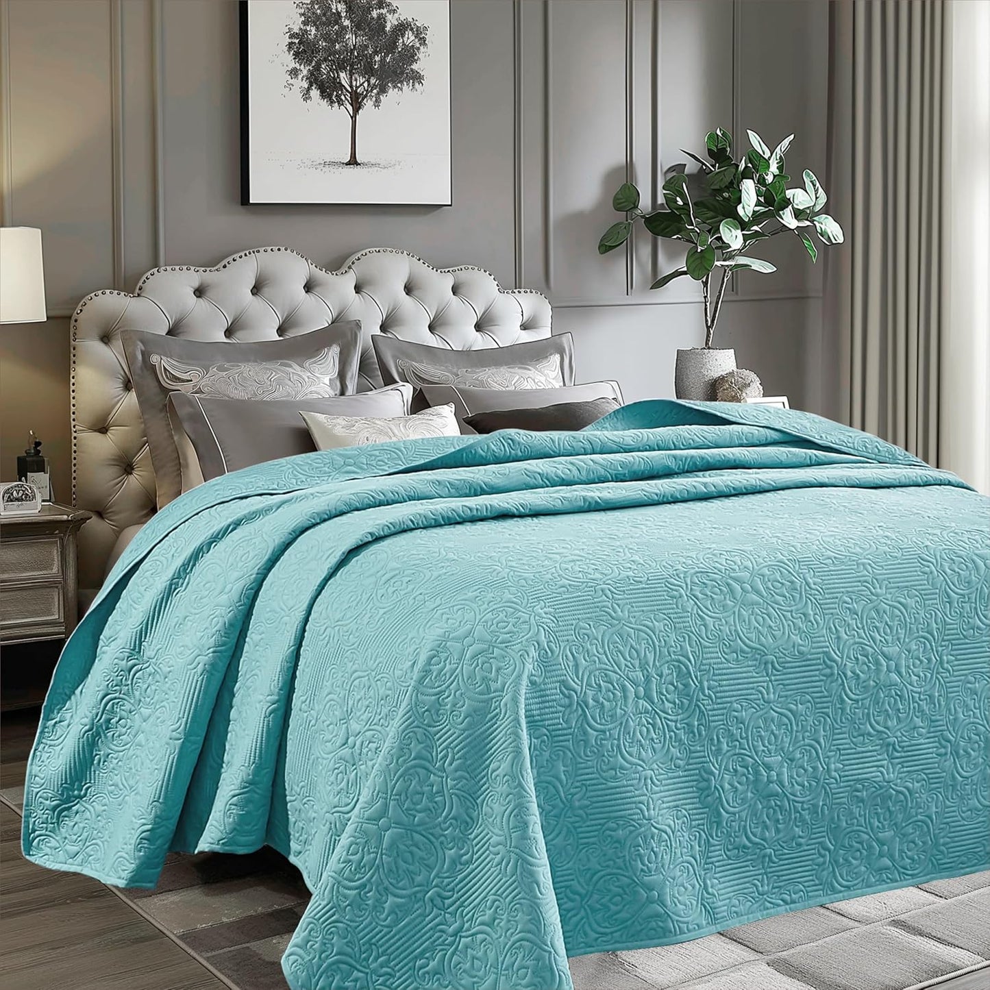 Bed Quilt Bedspread Coverlet - Reversible, Lightweight - Queen Size, Ivory