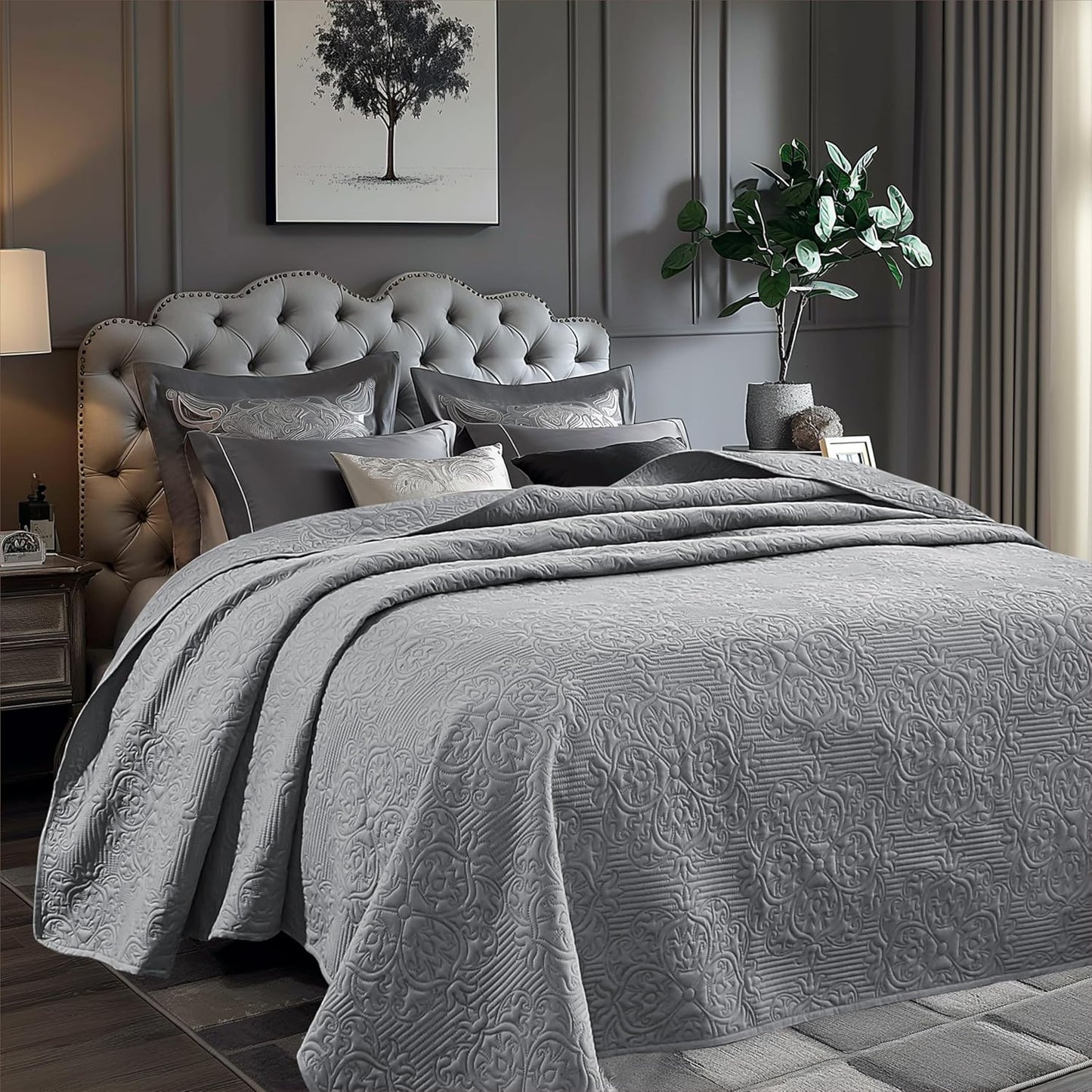 Bed Quilt Bedspread Coverlet - Reversible, Lightweight - Queen Size, Ivory