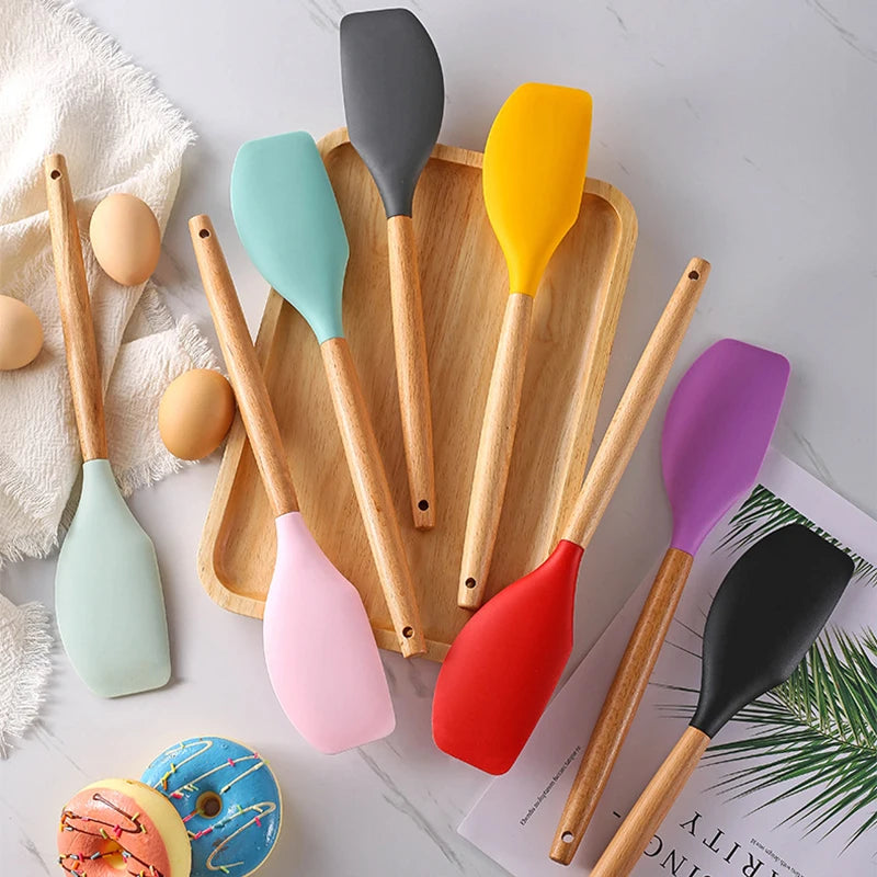 Silicone Baking Spatula with Wooden Handle