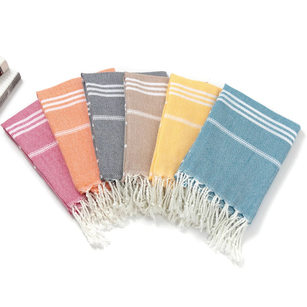 Striped Christmas Beach Towel – Soft, Quick-Absorbent &amp; Machine Washable