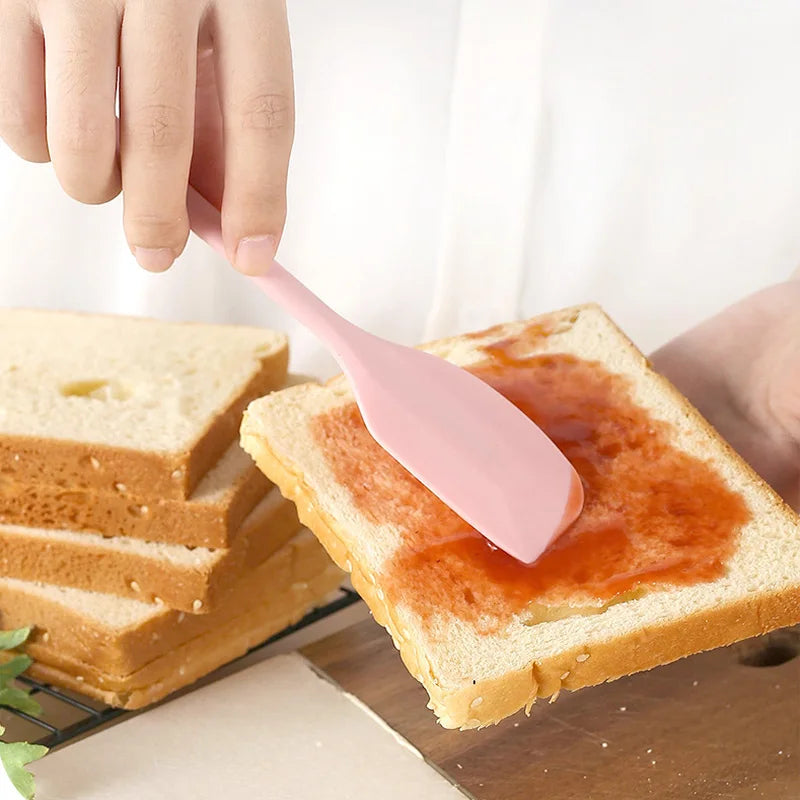 Heat-Resistant Silicone Baking Spatula – Nonstick &amp; Flexible Scraper