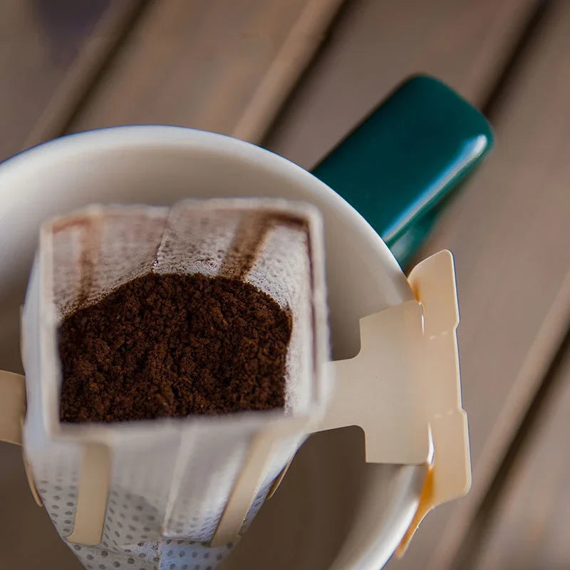 Minimalist Ceramic Coffee Mug with Handle