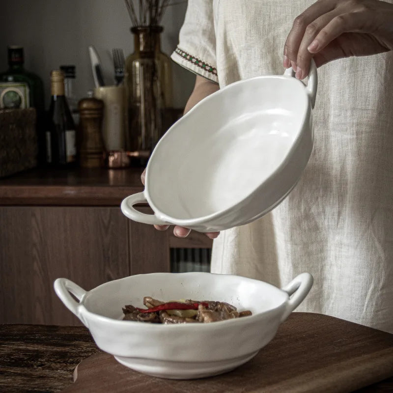Irregular Ceramic Bowl – Minimalist Style with Glazed Finish