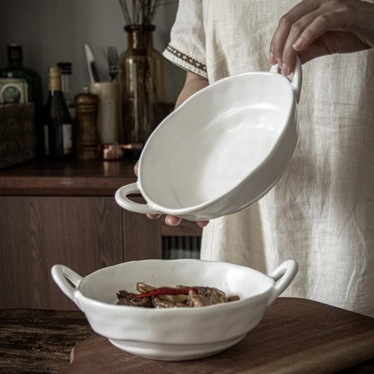 Irregular Ceramic Bowl – Minimalist Style with Glazed Finish