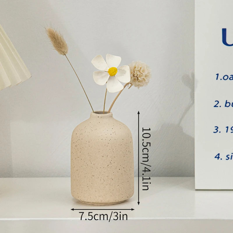 Minimalist Ceramic Vase – Frosted Nordic Style for Home Decor
