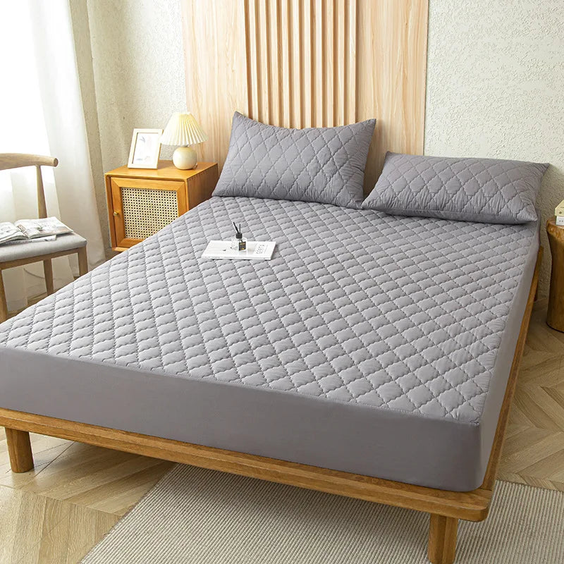 Waterproof Fitted Mattress Cover – Breathable &amp; Durable Bed Protection