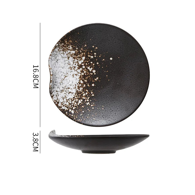 Ceramic Round Plate – Simple Elegance for Everyday Use