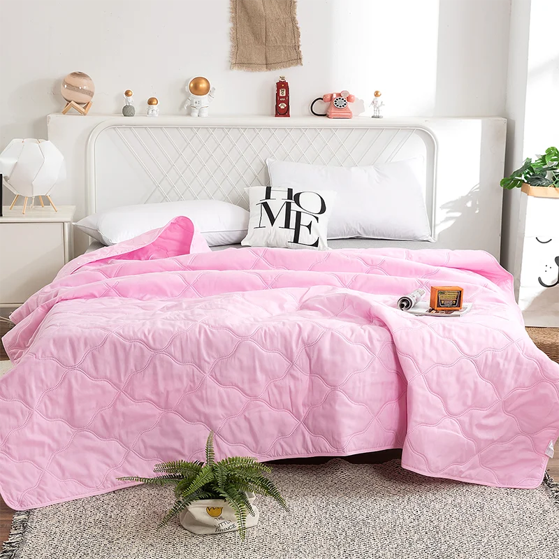 Washed Silk Summer Quilt – Lightweight &amp; Breathable Polyester Comforter