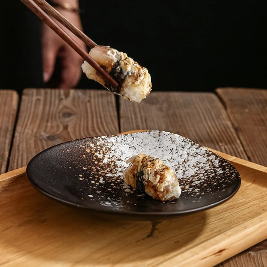 Ceramic Round Plate – Simple Elegance for Everyday Use
