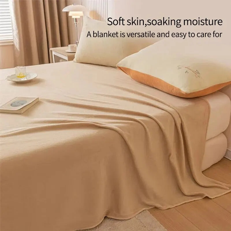 Ultra-Soft Flannel Blanket – All-Season Comfort, 100% Polyester