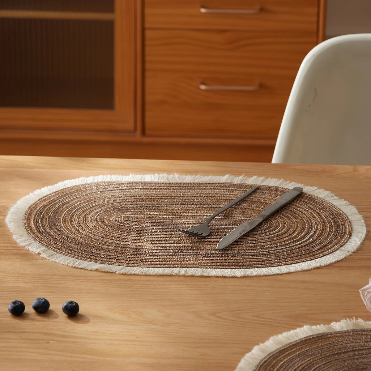 Set of 4 Oval Heat-Resistant Placemats