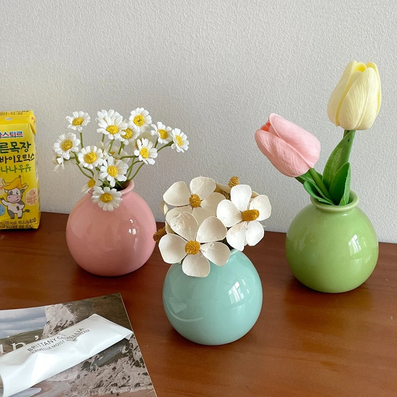 Modern Nordic Ceramic Flower Vase – White