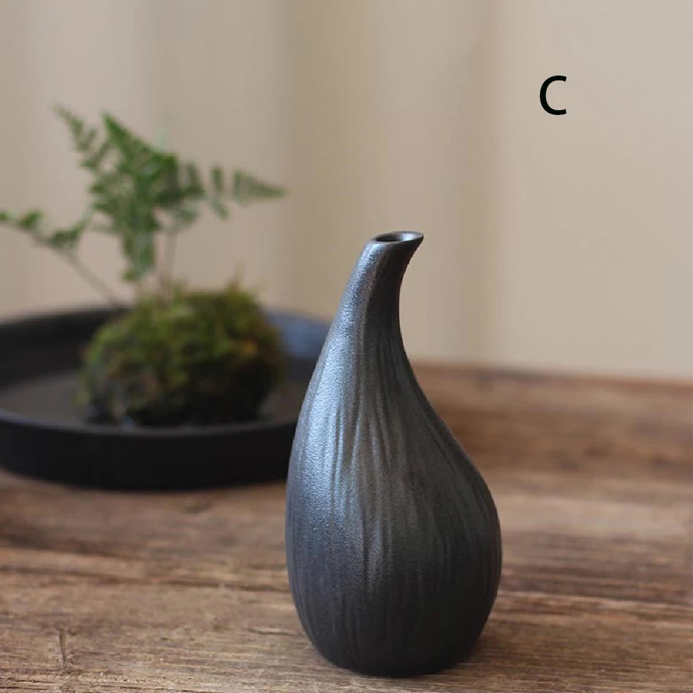 Celeste Ceramic Vase – Elegant Classic Home Accent