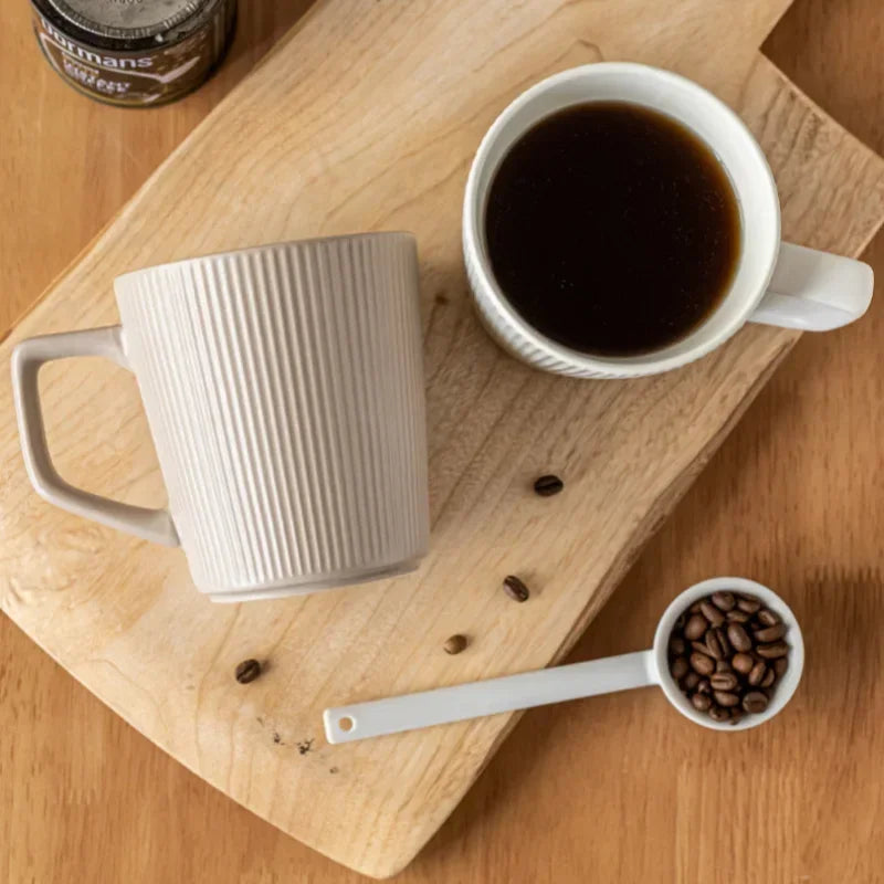 Nordic-Style Ceramic Mug – Minimalist Striped Design