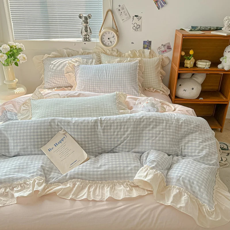 Ruffled Bedding Set