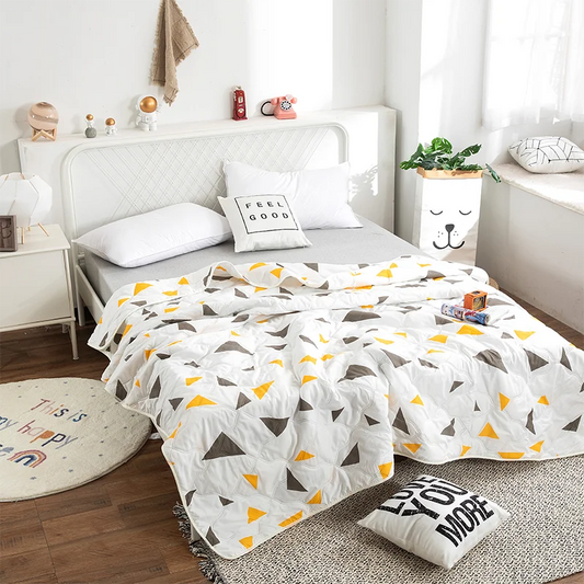 Washed Silk Summer Quilt – Lightweight &amp; Breathable Polyester Comforter