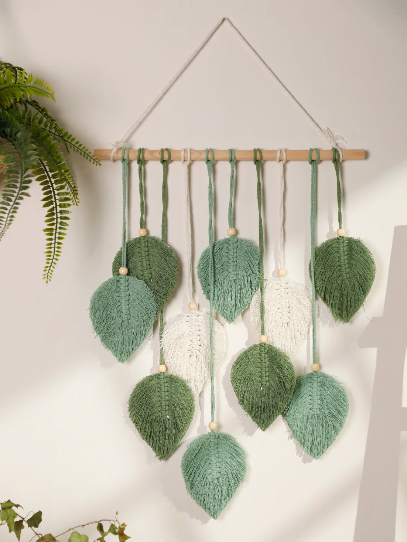 Boho Leaf Macrame Tapestry – Handmade Wall Hanging Decor