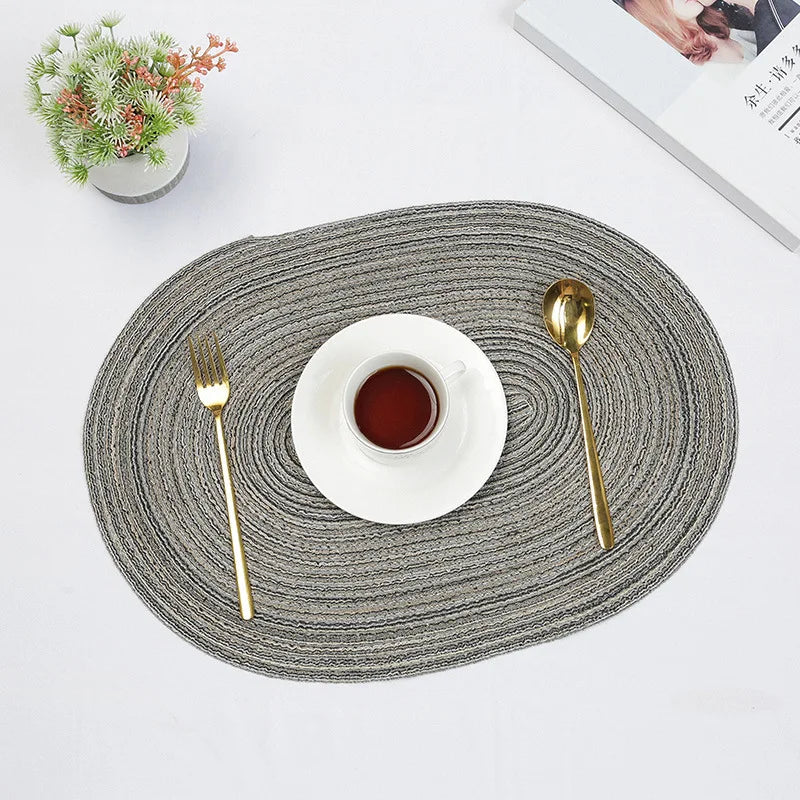Braided Round Placemats – Durable &amp; Washable PU Table Mats