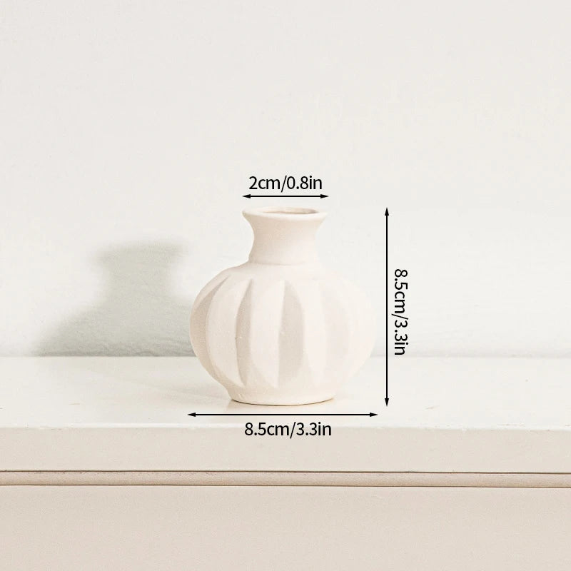 Minimalist Ceramic Vase – Frosted Nordic Style for Home Decor