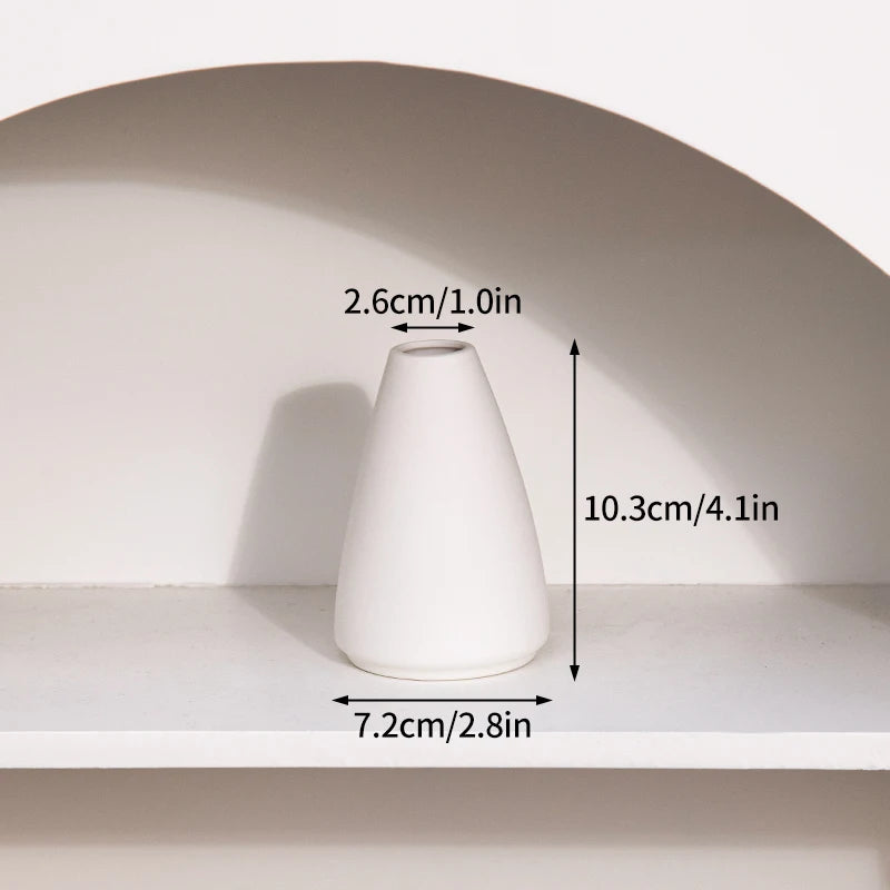 Minimalist Ceramic Vase – Frosted Nordic Style for Home Decor