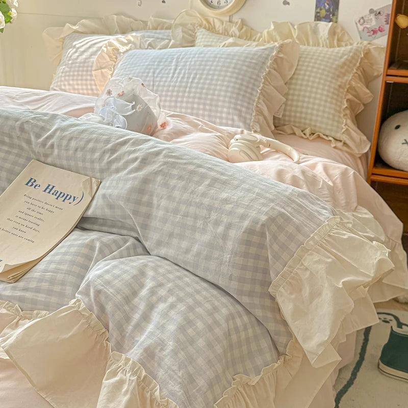 Ruffled Bedding Set