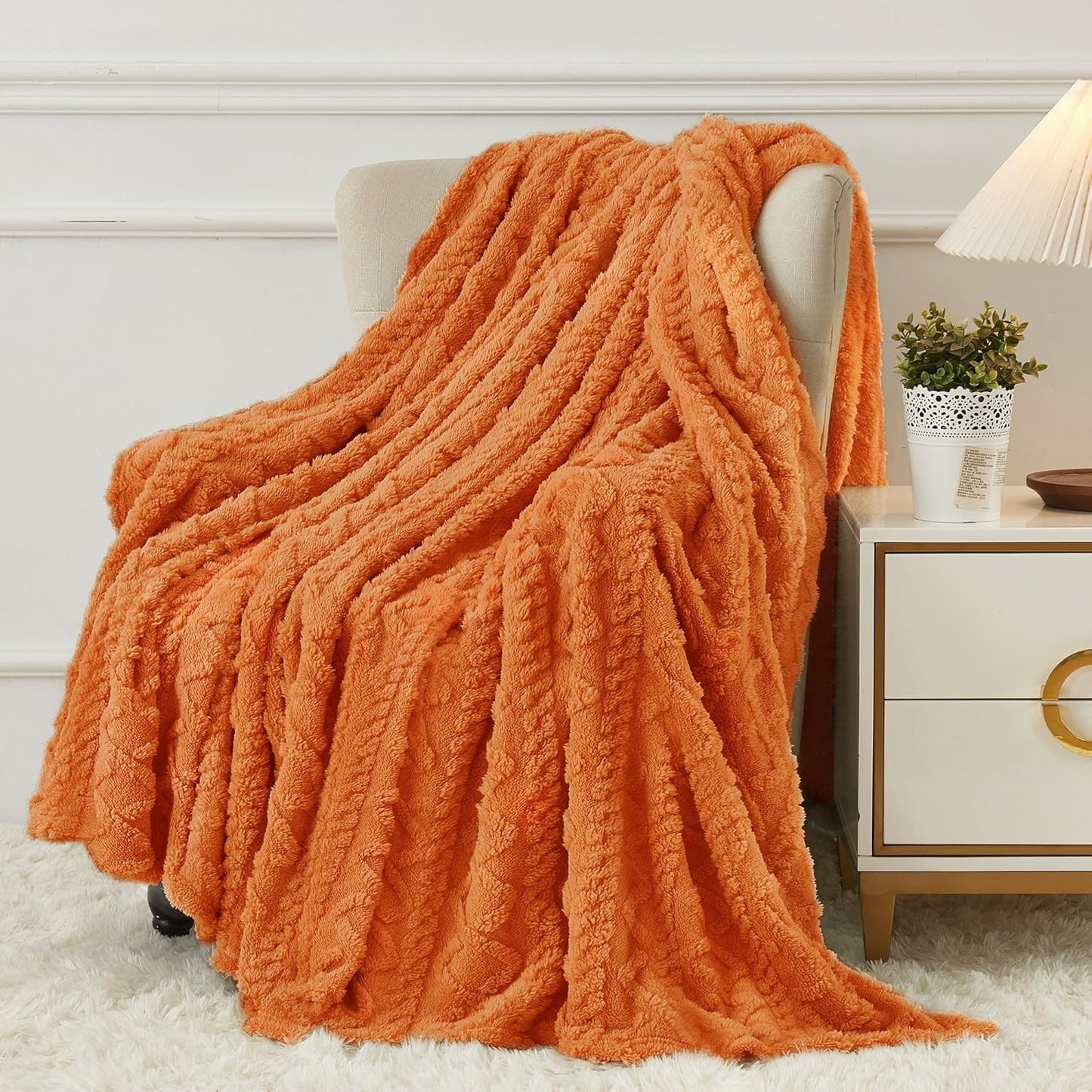 Fleece Throw Blanket - Cozy Soft Lightweight Fuzzy Throw Blanket for Women Portable Throw Blankets for Couch, Warm Present for Birthday, Christmas, Halloween, Housewarming(50"X60", Khaki)