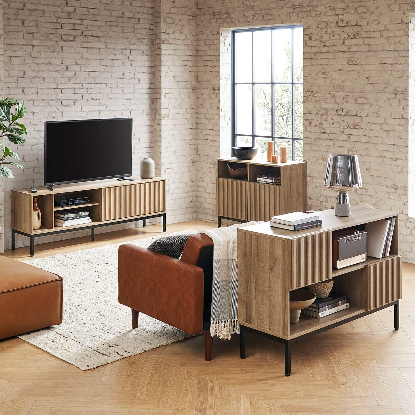 Norwin Storage Cabinet, Modern Rustic Industrial Buffet Sideboard, Accent Console Credenza, Fluted Panel Doors, Adjustable Shelves, Sturdy Metal Legs with Leveler (Oak Fluted Entryway, Single)